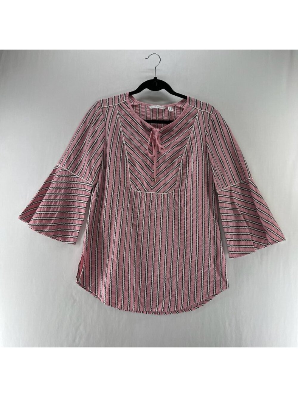 Isaac Mizrahi Live Striped Bell Sleeve Blouse Womens 4 Seersucker Boho Top Pink